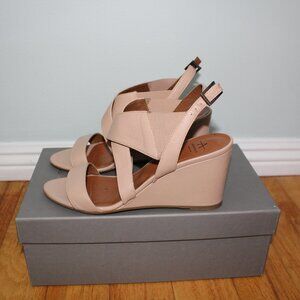 AQUATALIA Nude Wedge, 8